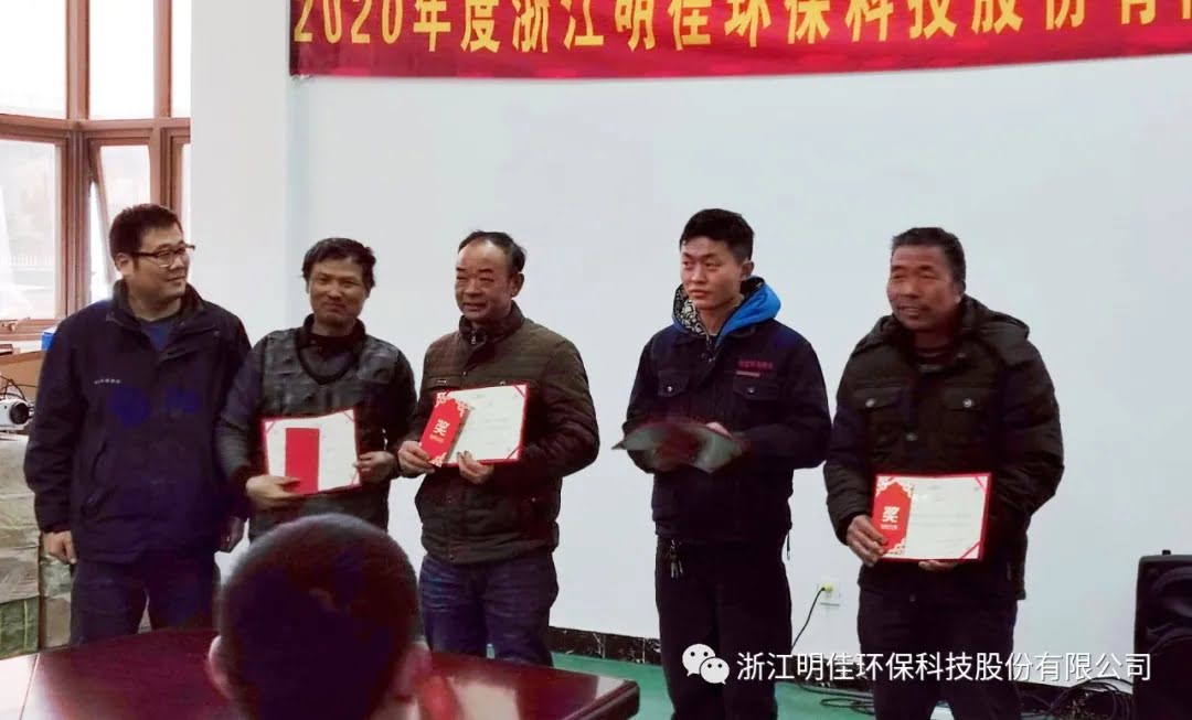 1611967615223679.jpg 1611967615223679.jpg